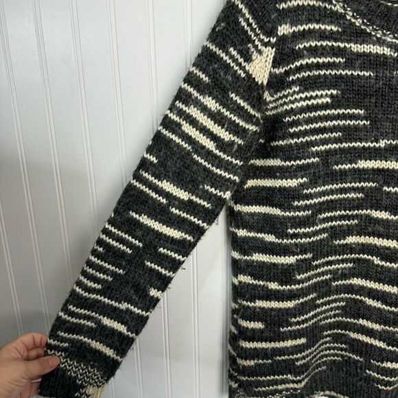 525 America Sweater XS Gray Black Cozy Warm Knit Chunky Long Sleeve Fall Casual - Picture 8 of 11